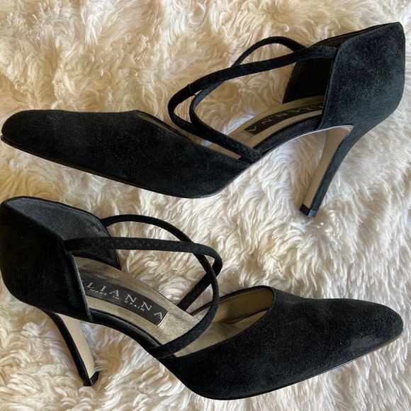 SEXY BLACK SUEDE HEELS SIZE 7.5 B - Picture 1 of 3